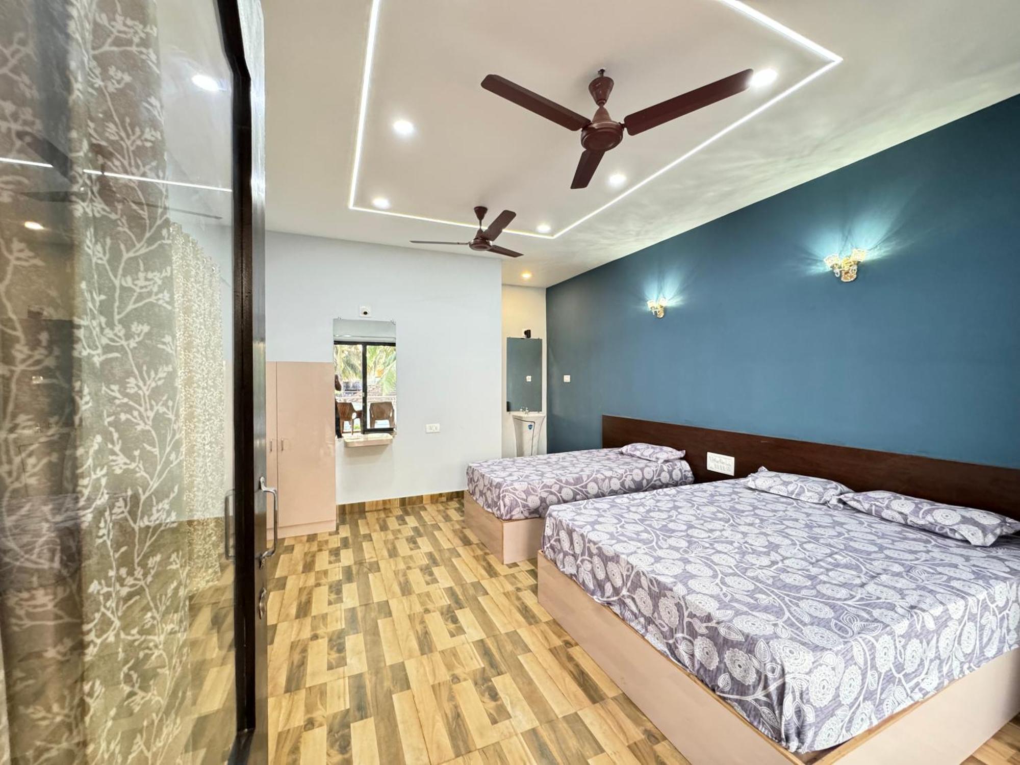 The Glasswater By The Backwater Homestay Kalyānpur 外观 照片